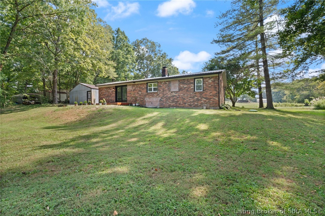 352 E Brown Road Property Photo 4