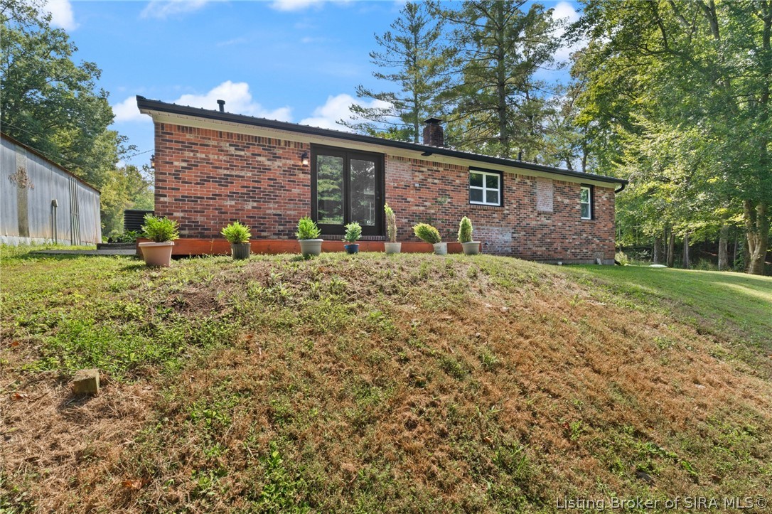 352 E Brown Road Property Photo 5