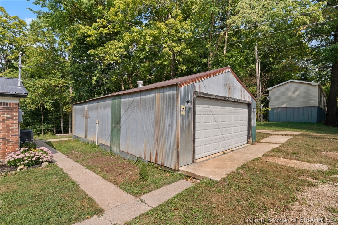 352 E Brown Road Property Photo 44