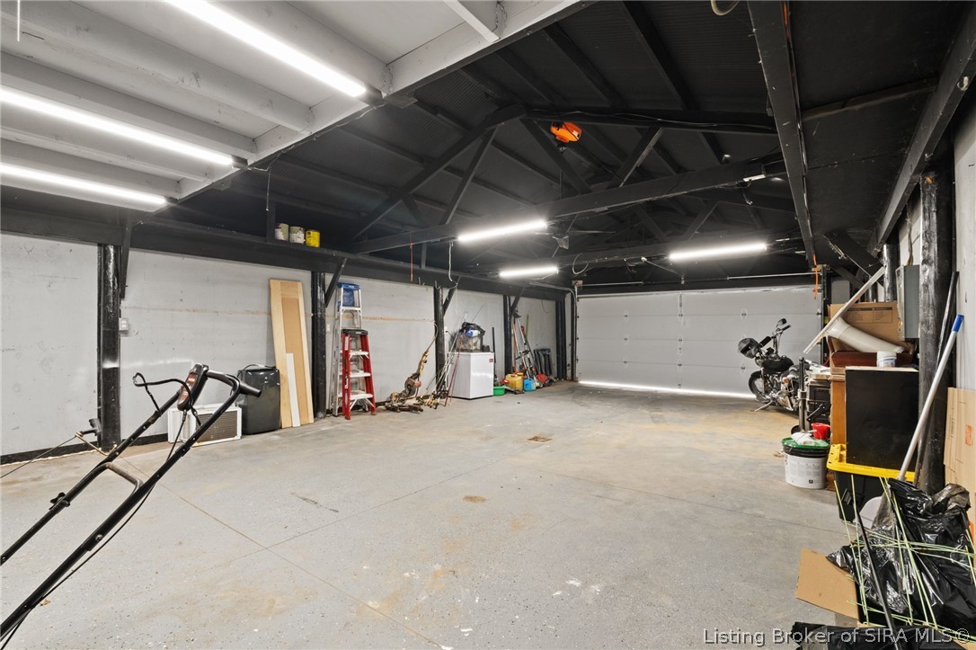 352 E Brown Road Property Photo 45