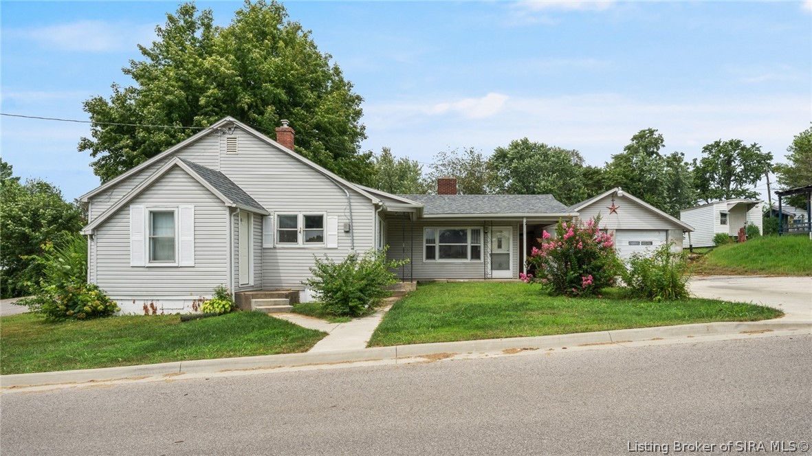 801 N College Avenue Property Photo 3