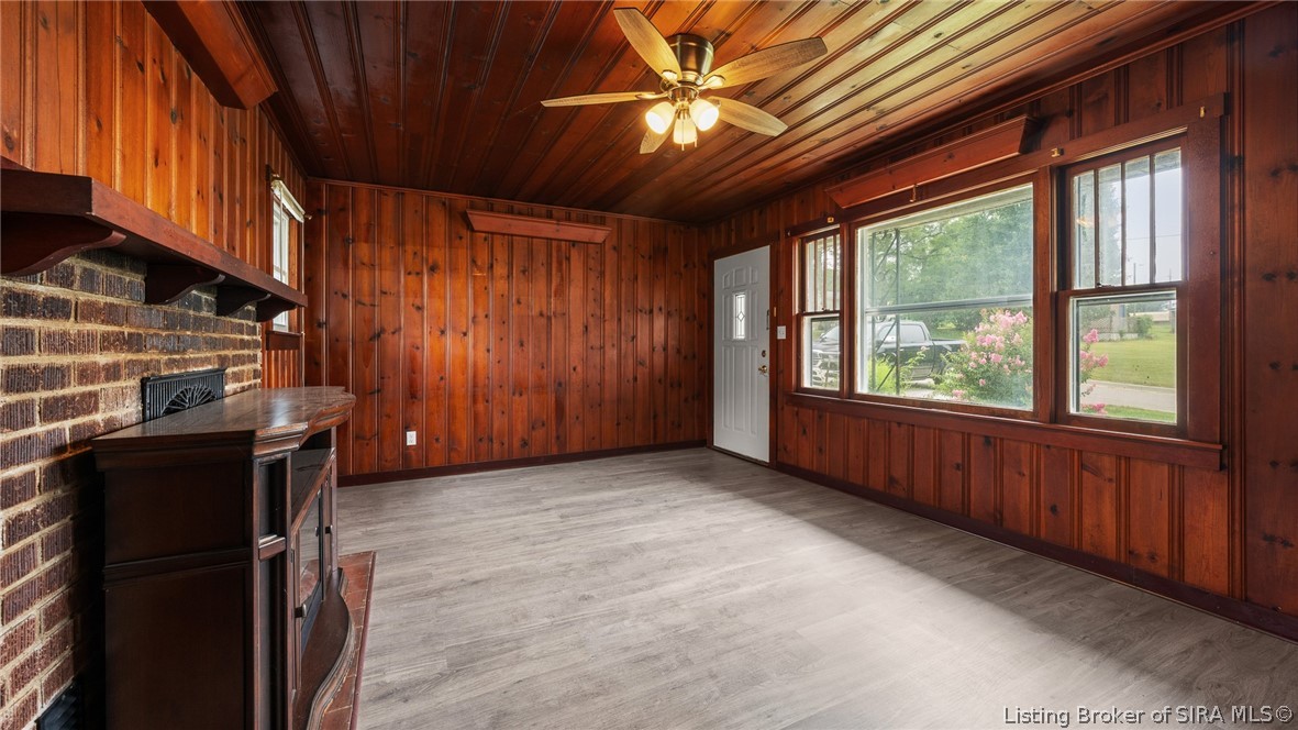 801 N College Avenue Property Photo 8