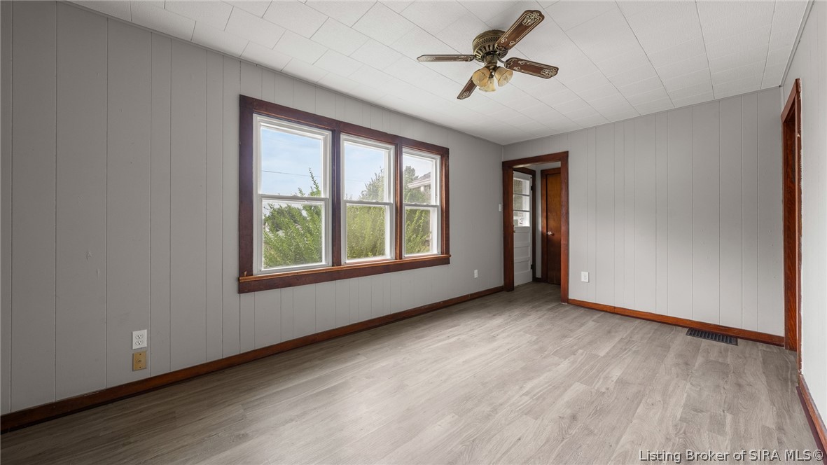 801 N College Avenue Property Photo 13