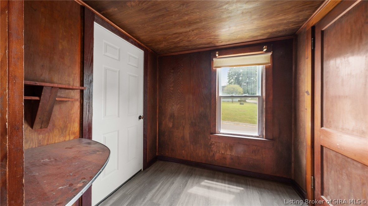 801 N College Avenue Property Photo 14