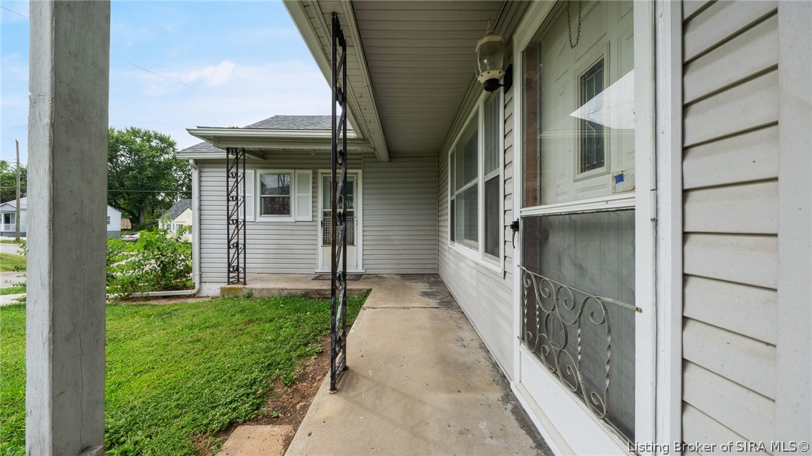 801 N College Avenue Property Photo 26