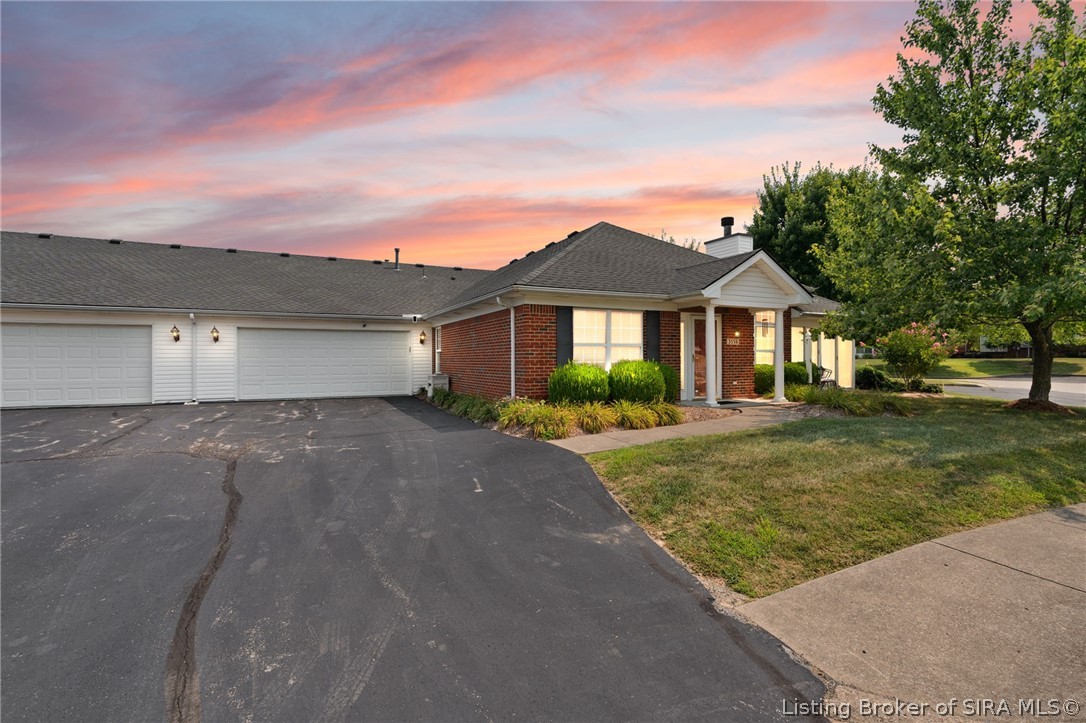 3556 Stonecreek Circle Property Photo 4