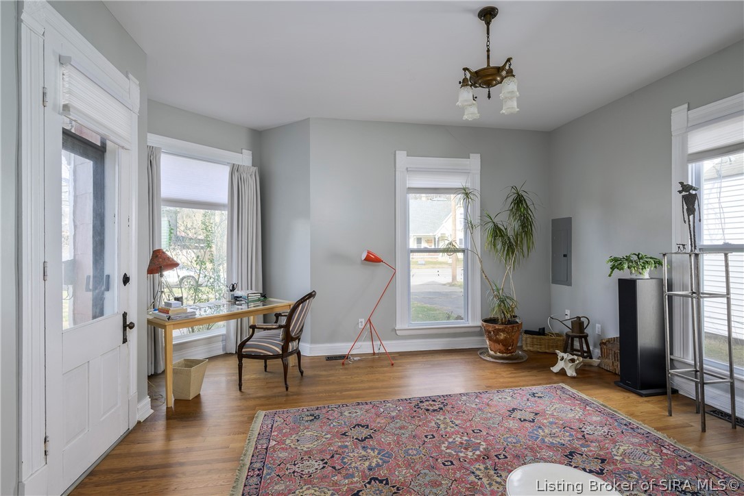 511 E Chestnut Street Property Photo 11