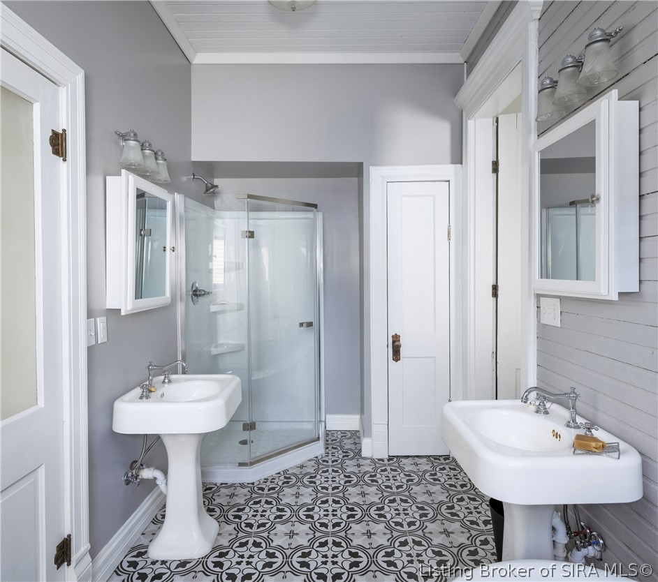 511 E Chestnut Street Property Photo 15