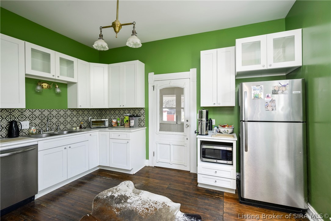 511 E Chestnut Street Property Photo 20