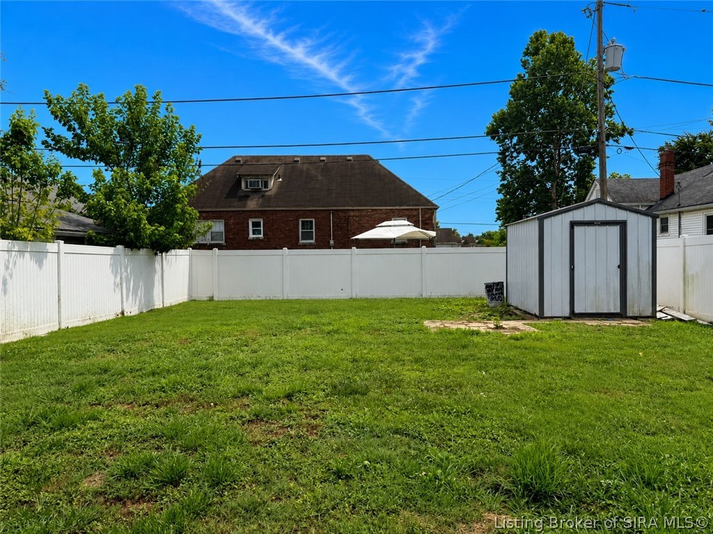 131 Adams Street Property Photo 9