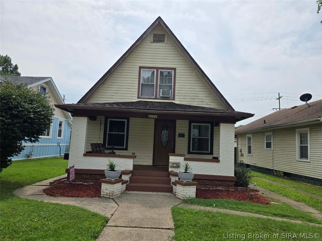 2104 Morton Avenue Property Photo 2