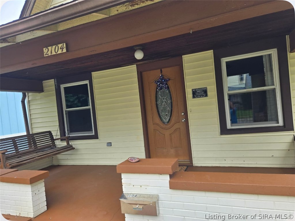 2104 Morton Avenue Property Photo 3