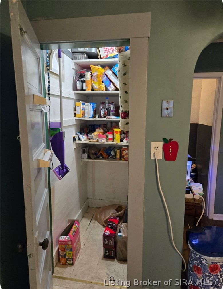 2104 Morton Avenue Property Photo 12