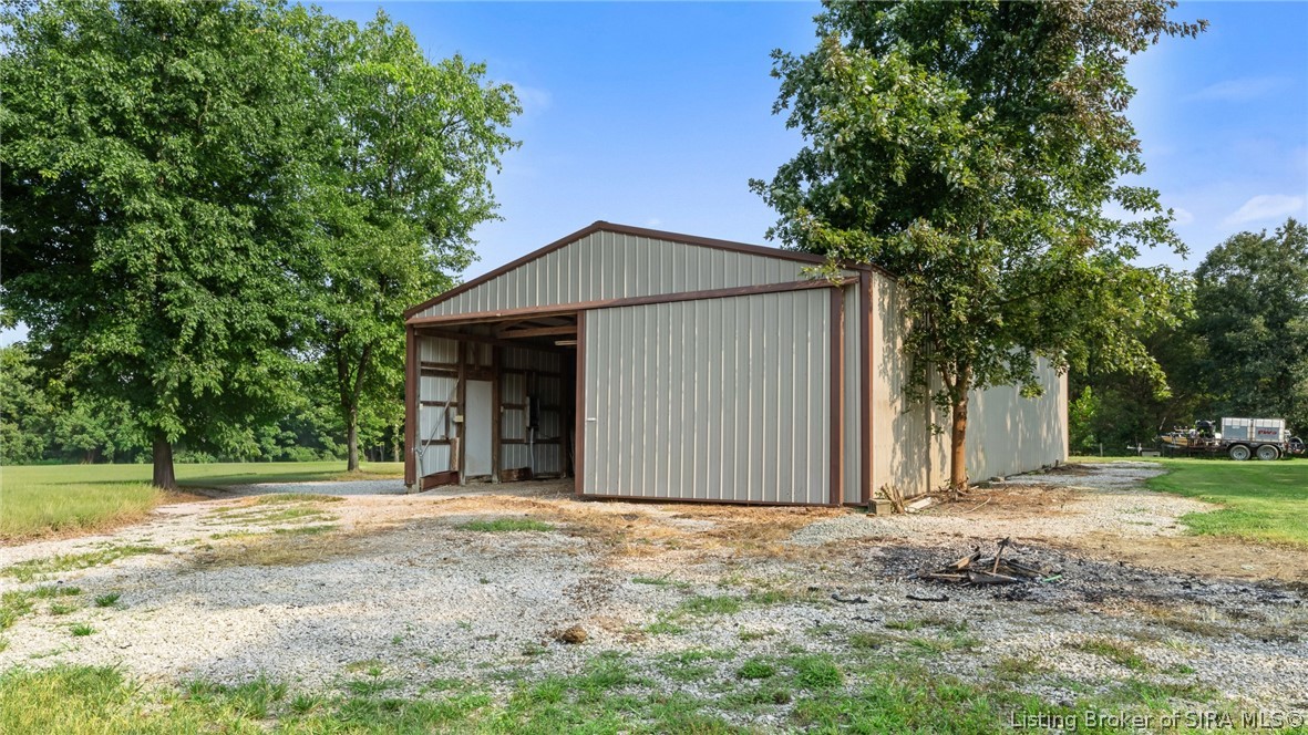 64 W County Road 250 S Property Photo 38