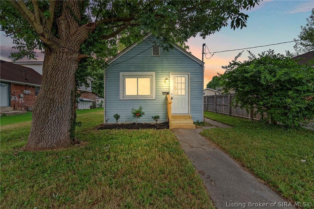 1009 W Harrison Avenue Property Photo 1