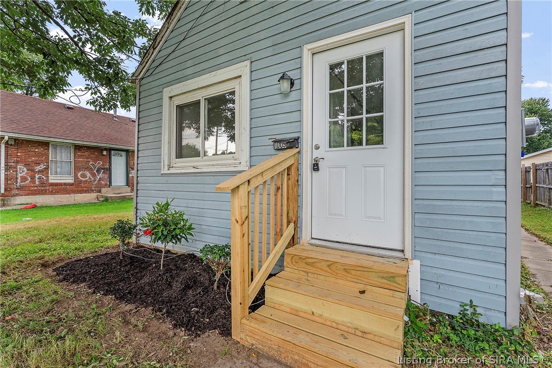 1009 W Harrison Avenue Property Photo 1