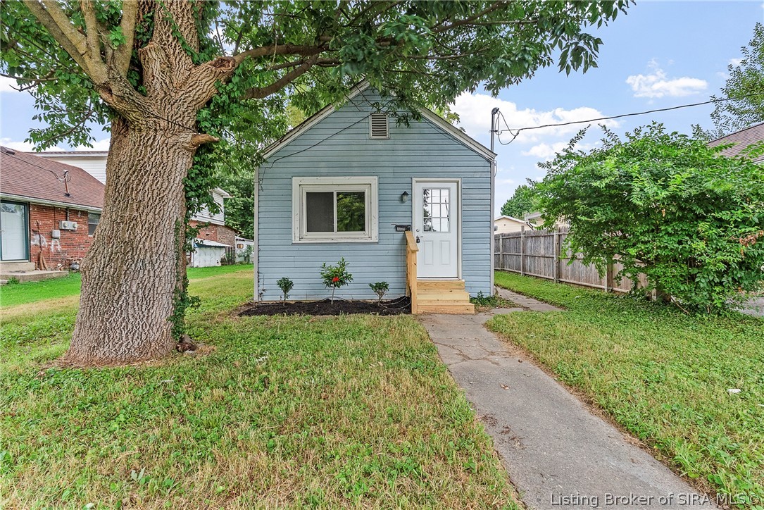 1009 W Harrison Avenue Property Photo 2