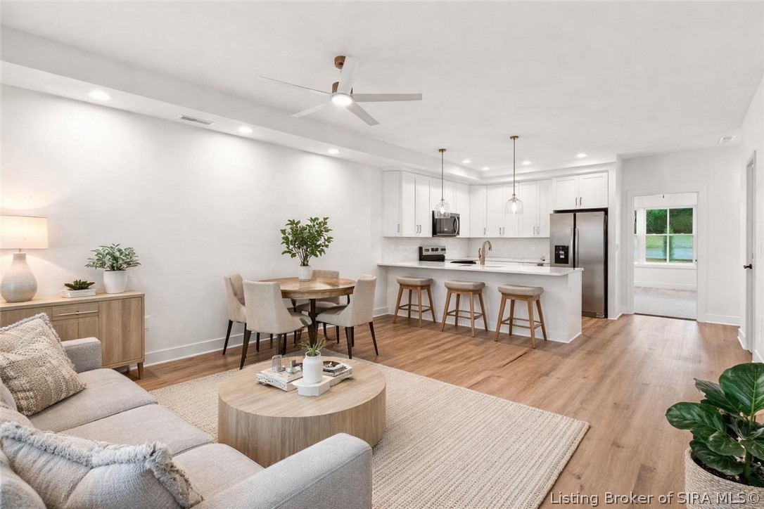 4000 Melvyn Drive Property Photo 2