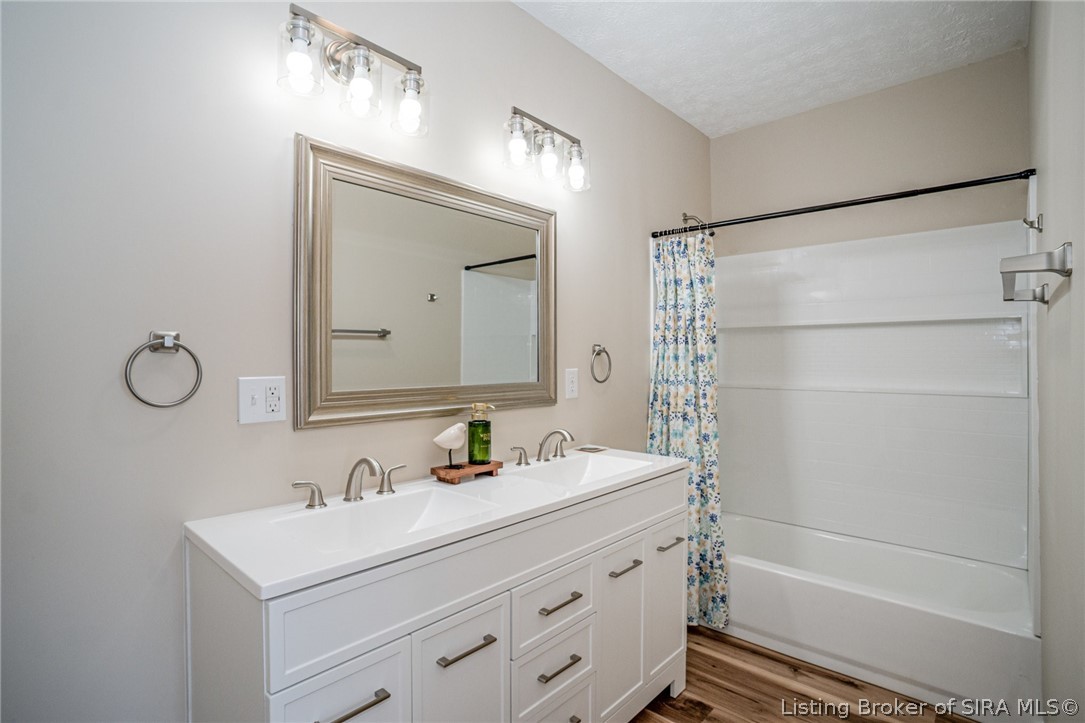 2131 Culbertson Avenue Property Photo 9