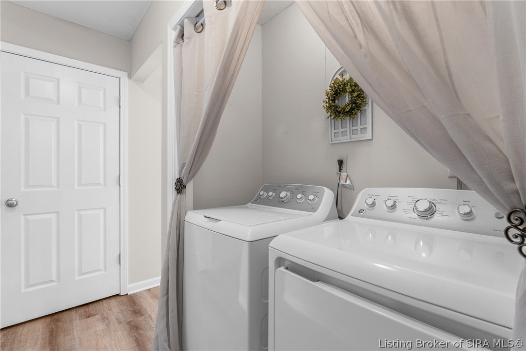 2206 Glenn Abbey Property Photo 16