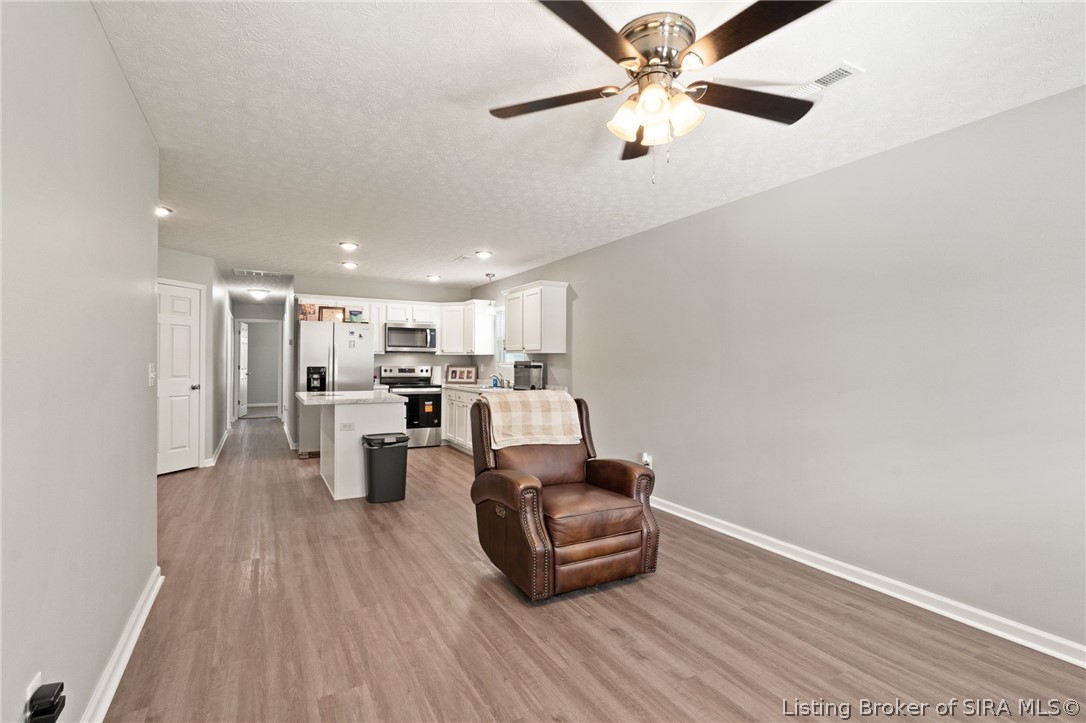 67 E Madison Street Property Photo 6