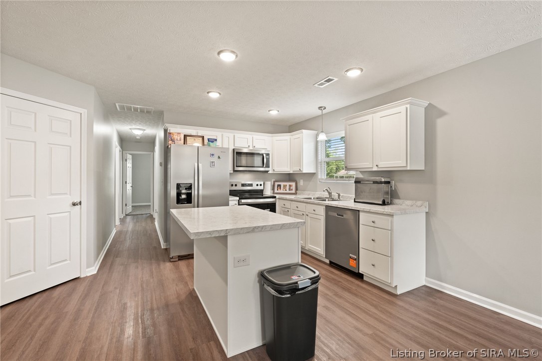 67 E Madison Street Property Photo 7