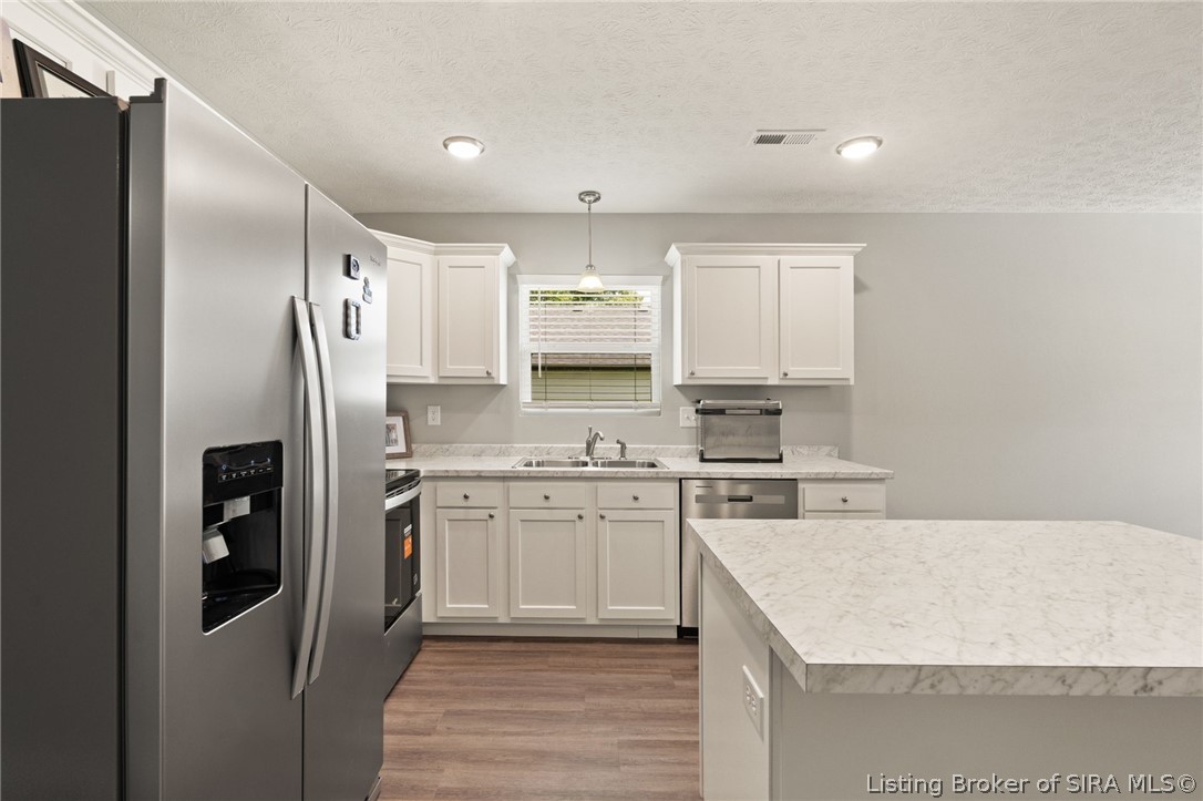 67 E Madison Street Property Photo 10
