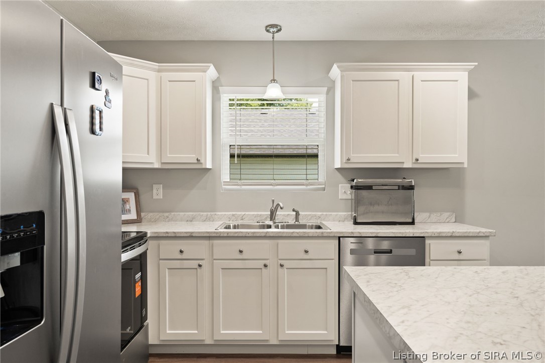 67 E Madison Street Property Photo 11