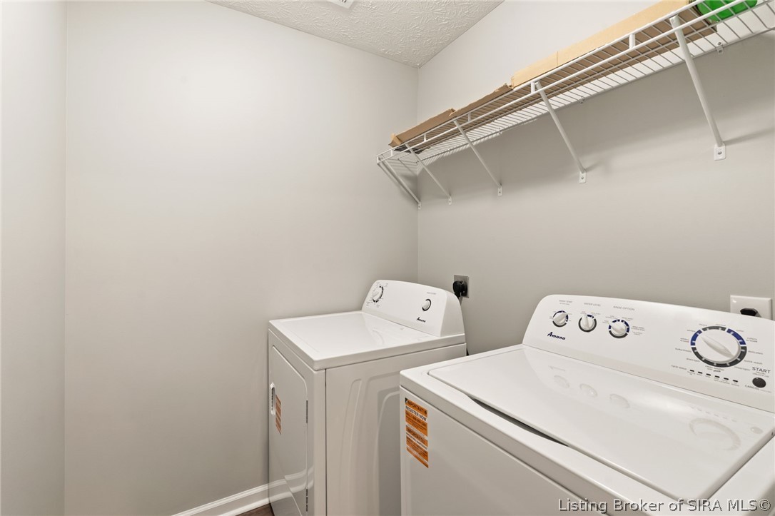 67 E Madison Street Property Photo 14