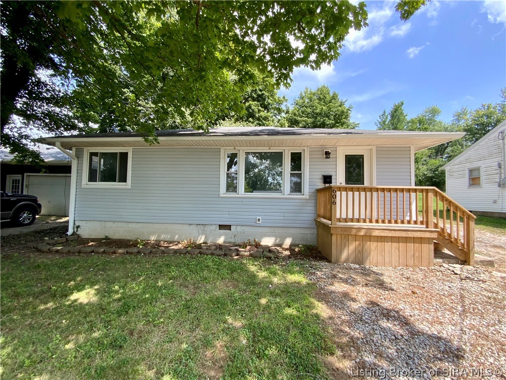 606 Ridgeview Drive