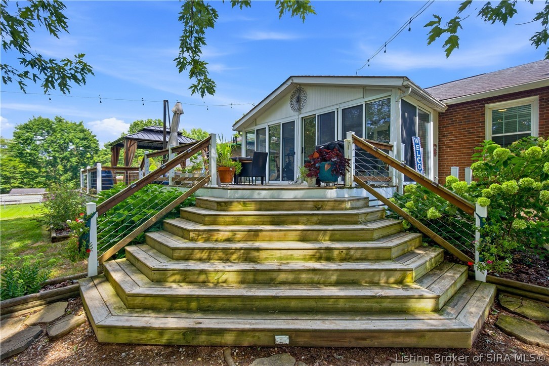 302 Bates Drive Property Photo 1