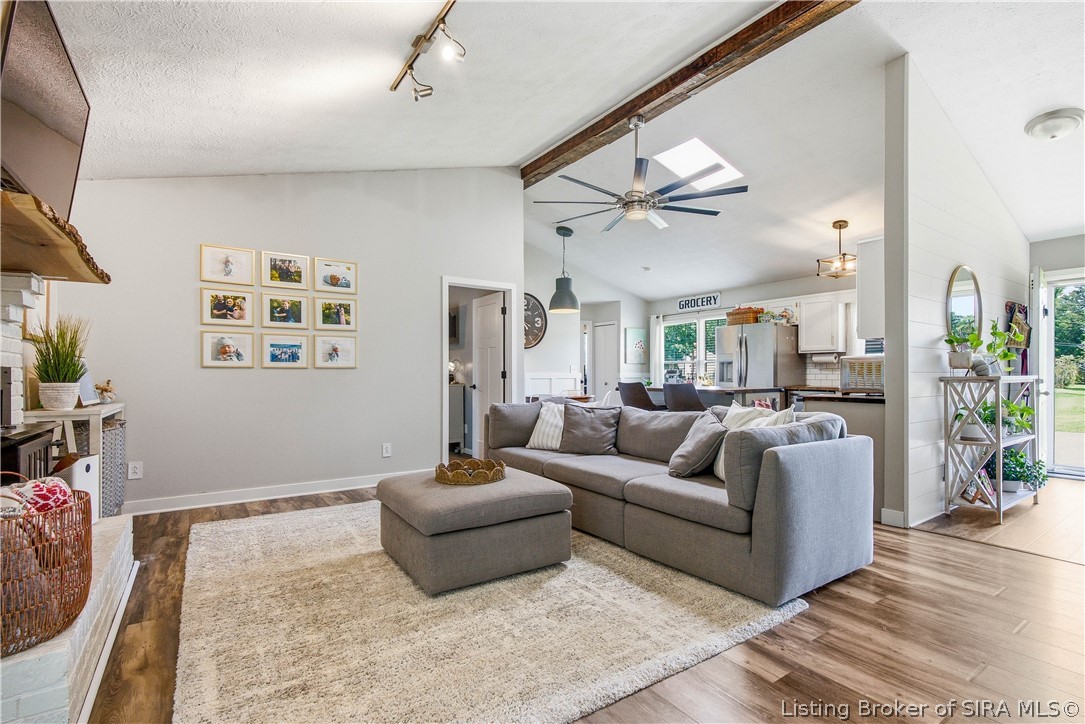 302 Bates Drive Property Photo 3