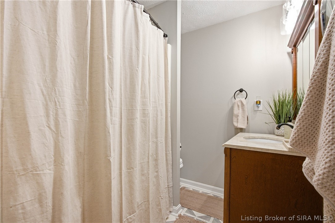302 Bates Drive Property Photo 17