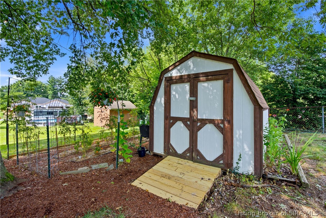 302 Bates Drive Property Photo 39