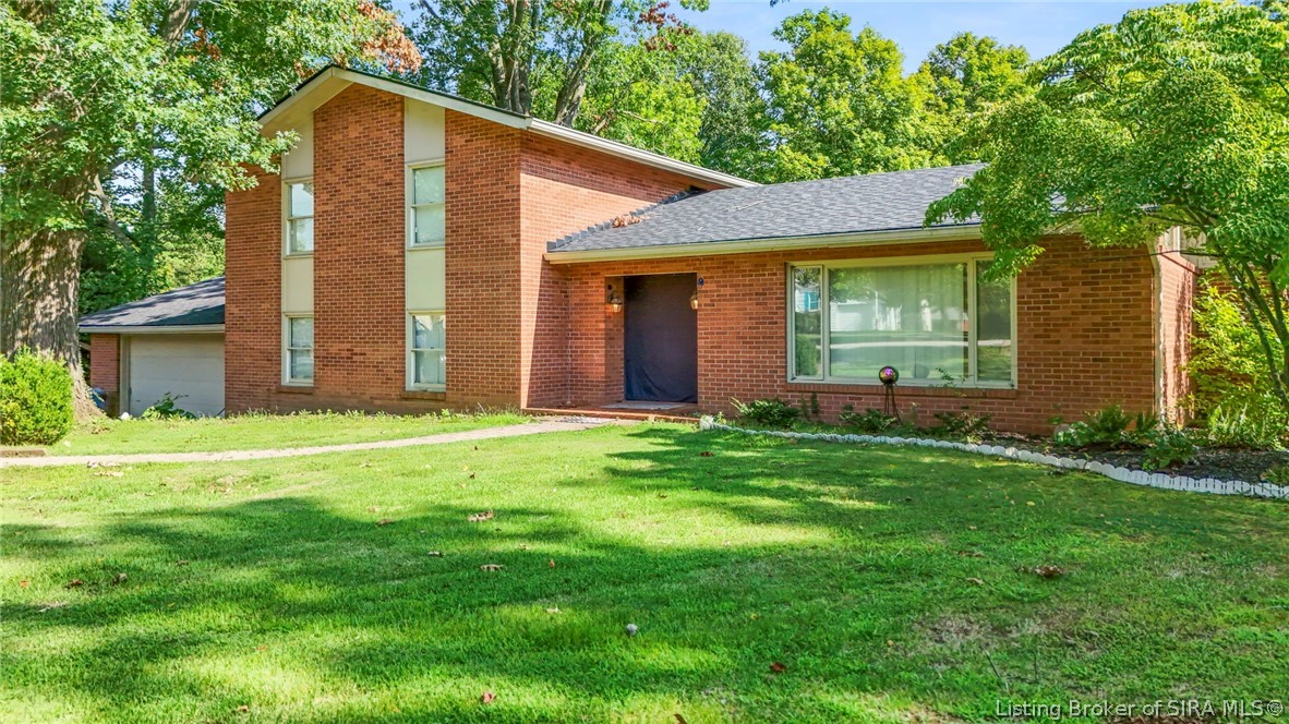 306 Fairmount Drive Property Photo 1