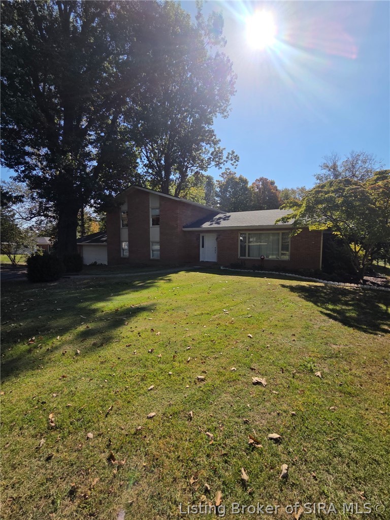 306 Fairmount Drive Property Photo 2