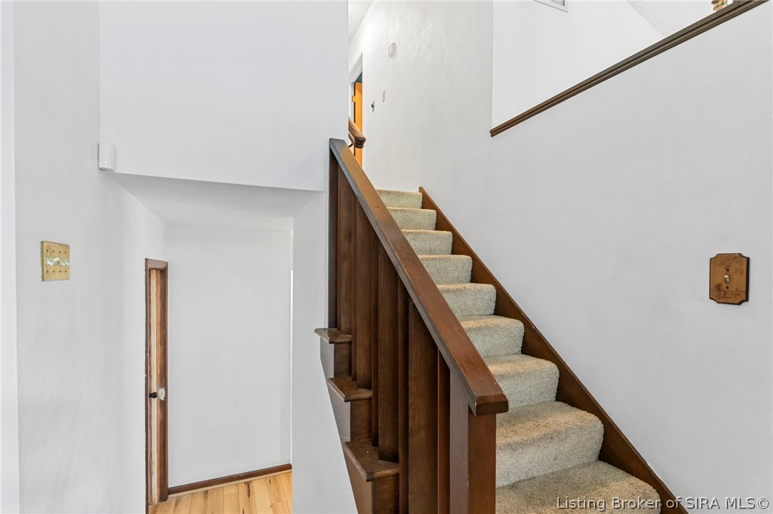 306 Fairmount Drive Property Photo 8