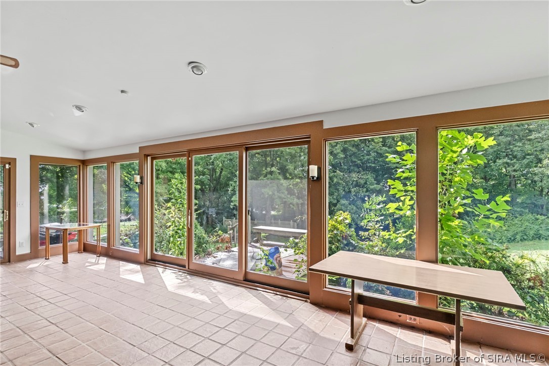 306 Fairmount Drive Property Photo 16