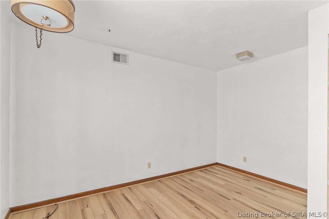306 Fairmount Drive Property Photo 18