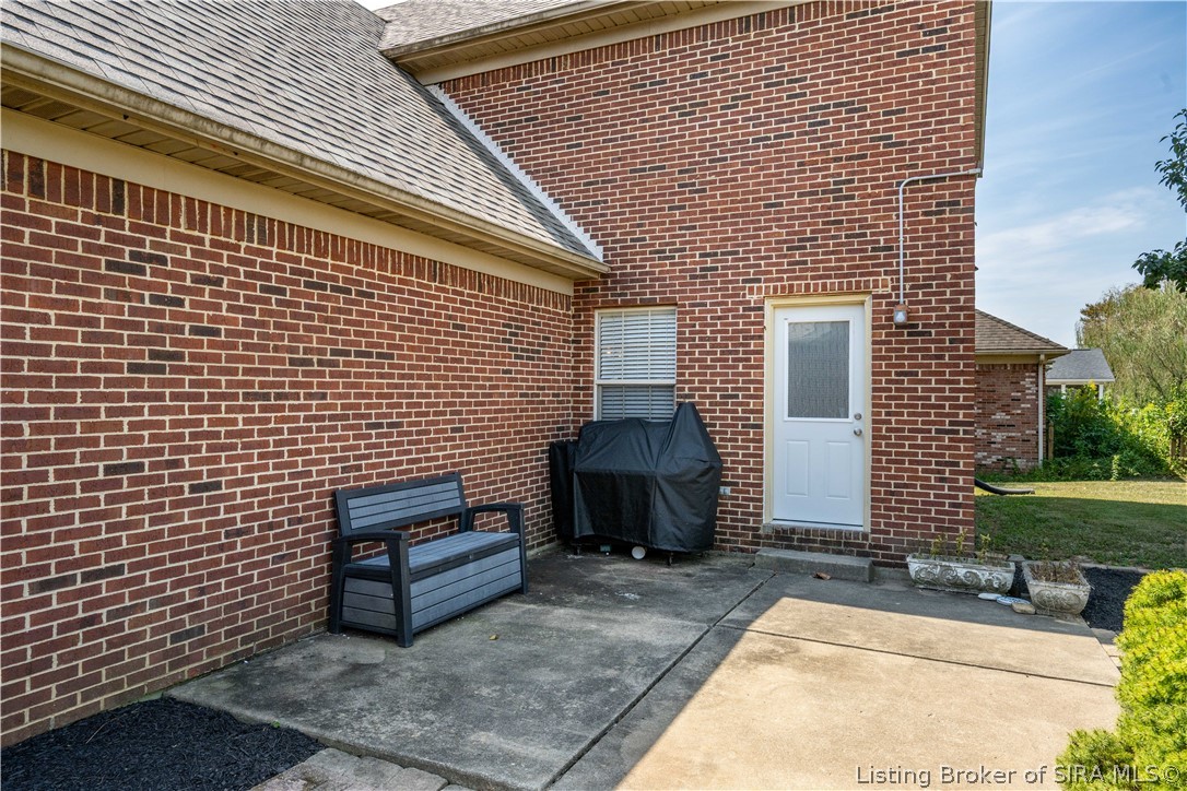 1714 Sterling Oaks Drive Property Photo 8