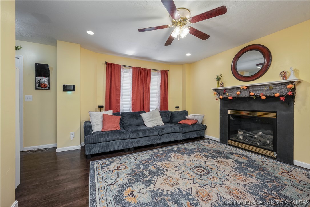1714 Sterling Oaks Drive Property Photo 16