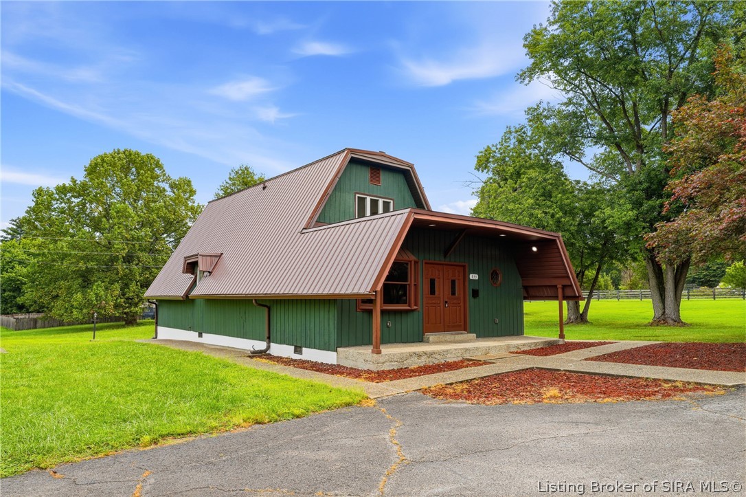 833 Clampett Lane Property Photo 7