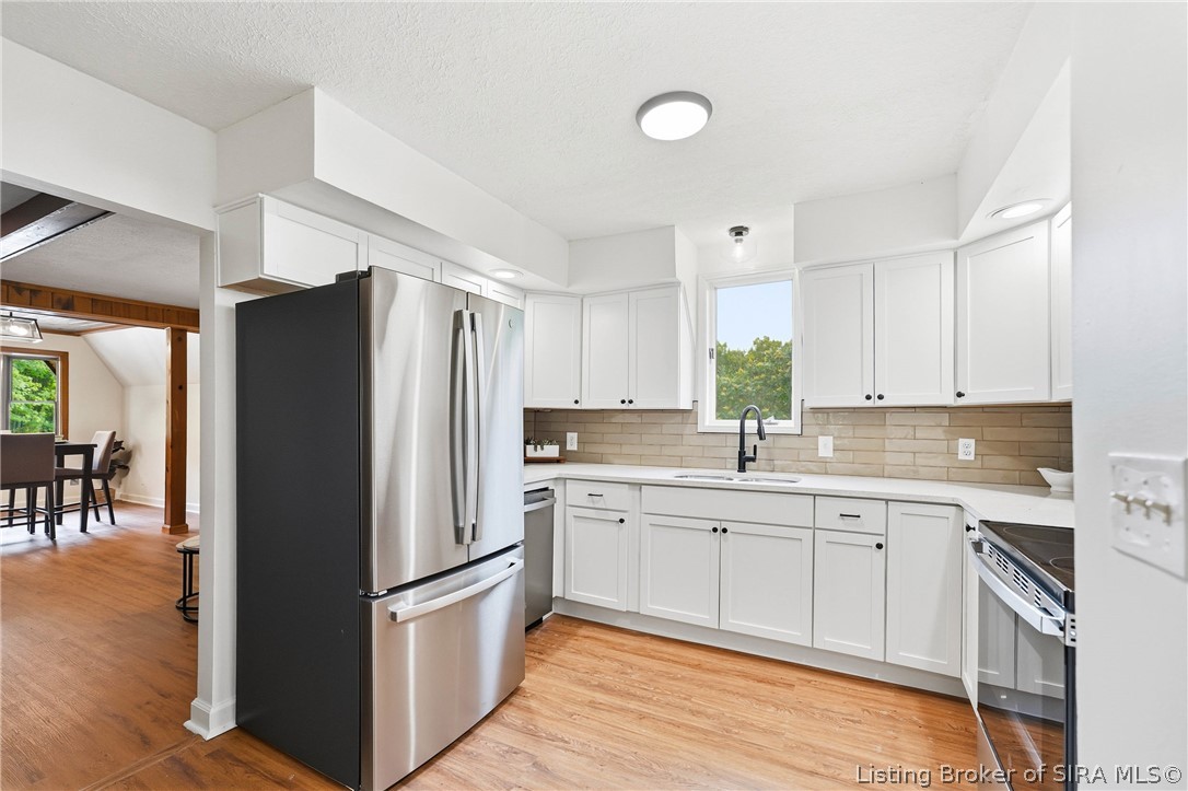 833 Clampett Lane Property Photo 12