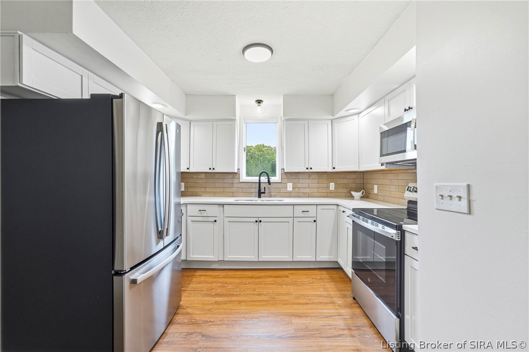 833 Clampett Lane Property Photo 14