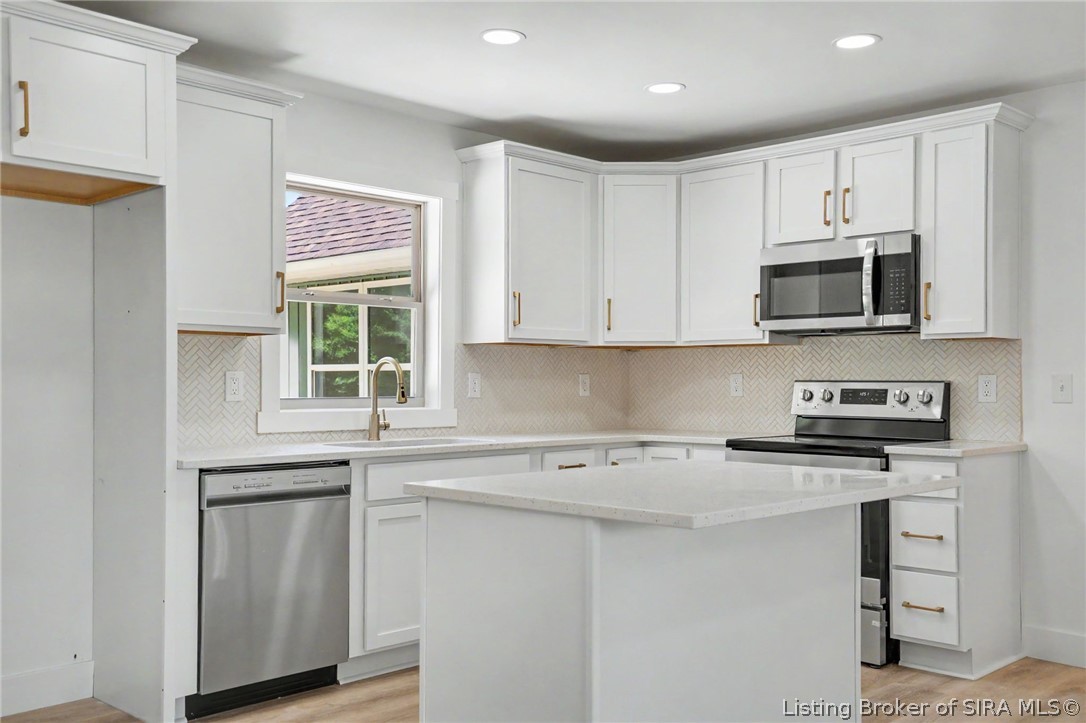 2002 Beckin Drive Property Photo 14