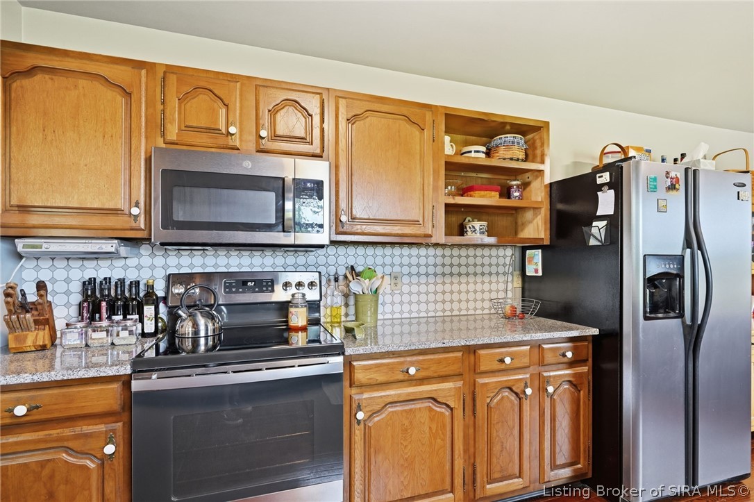 6692 W State Road 56 Property Photo 13