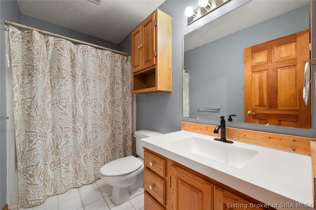 6424 Meadow Oak Drive Property Photo 19