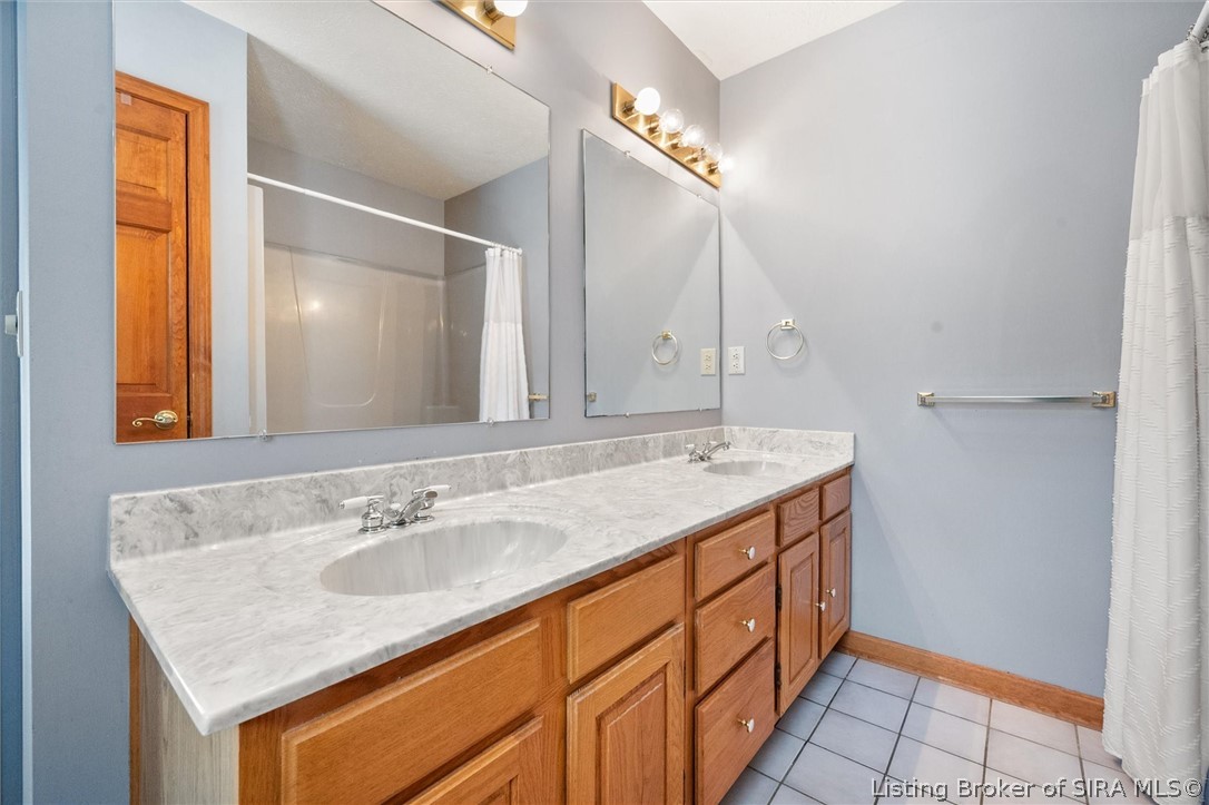 6424 Meadow Oak Drive Property Photo 22