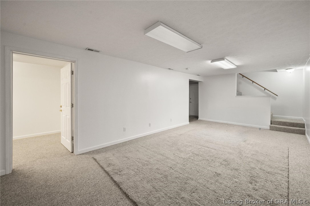 6424 Meadow Oak Drive Property Photo 26