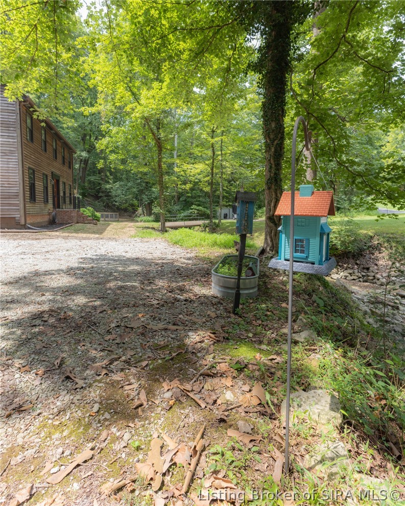 2785 Spickert Knob Road Property Photo 3